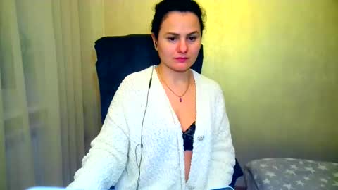 Snapshot of bililay chatting on March 4, 2025, 11:11 pm DOM NIKA online show from March 4, 2025, 11:11 pm
