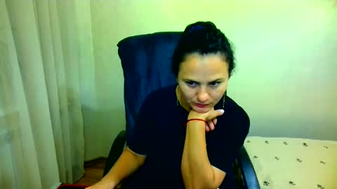 Snapshot of bililay chatting on September 12, 2025, 8:09 pm DOM NIKA online show from September 12, 2025, 8:09 pm