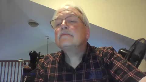 bill5600 online show from April 17, 2026, 7:28 pm