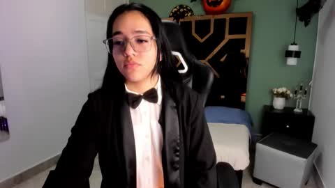 Billie online show from November 4, 2025, 7:24 pm