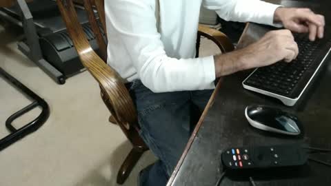 billy471 online show from December 5, 2024, 11:51 pm