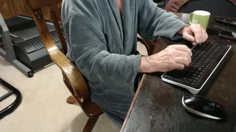 billy471 online show from December 22, 2024, 11:54 am