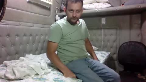 Snapshot of billy_da_goat914050 chatting on March 11, 2025, 2:43 am billy_da_goat914050 online show from March 11, 2025, 2:43 am