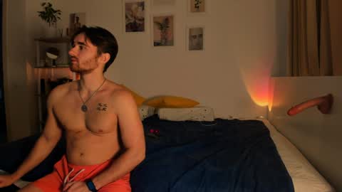 Billy and Lisahelp us to reach 100 likes online show from December 13, 2024, 10:51 am