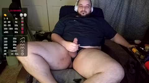 Snapshot of binkanator33 chatting on May 1, 2026, 2:10 pm johnnydepth333 online show from May 1, 2026, 2:10 pm