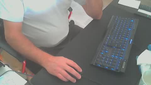 Snapshot of biparislove chatting on October 15, 2025, 9:42 am BigDick online show from October 15, 2025, 9:42 am