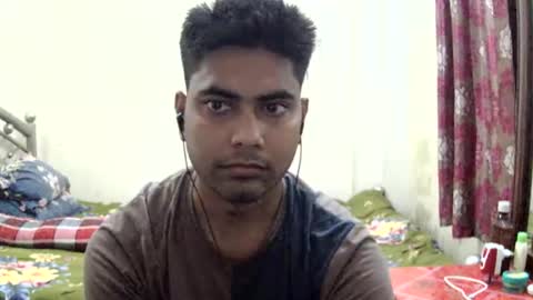 Snapshot of birbikrom104 chatting on May 22, 2026, 6:31 am birbikrom104 online show from May 22, 2026, 6:31 am