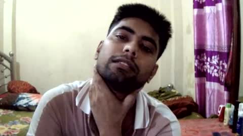Snapshot of birbikrom104 chatting on June 18, 2026, 11:47 am birbikrom104 online show from June 18, 2026, 11:47 am