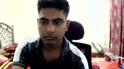 Snapshot of birbikrom104 chatting on July 6, 2026, 4:20 am birbikrom104 online show from July 6, 2026, 4:20 am