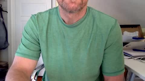 BisonBar online show from December 27, 2024, 4:10 pm