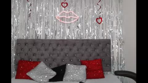 bivi  hot online show from January 13, 2025, 1:49 pm