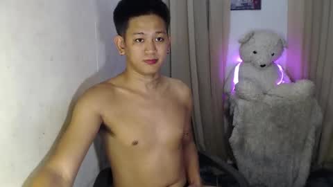 Snapshot of bj_alex31 chatting on October 8, 2025, 8:50 pm alex online show from October 8, 2025, 8:50 pm