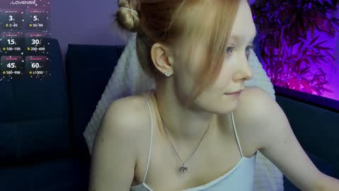 Julia online show from January 28, 2025, 5:11 am