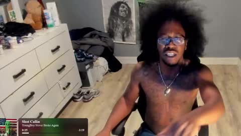 Plant Base Streamers From Pennsylvania online show from November 1, 2025, 10:34 pm