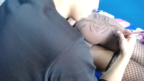 blacckandwhitte online show from January 23, 2025, 11:26 pm