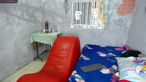 blacckandwhitte online show from February 11, 2025, 12:06 am