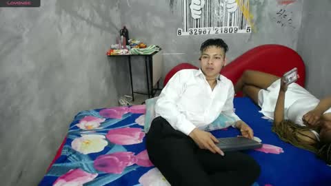 blacckandwhitte online show from February 12, 2025, 5:48 pm