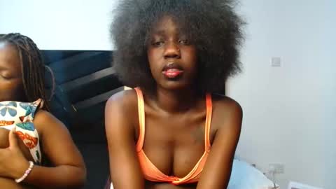 Snapshot of black_african_queen chatting on September 14, 2025, 7:13 pm Queen online show from September 14, 2025, 7:13 pm