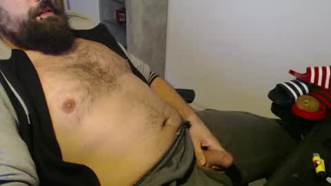 black_beard_slides online show from November 24, 2025, 1:27 am