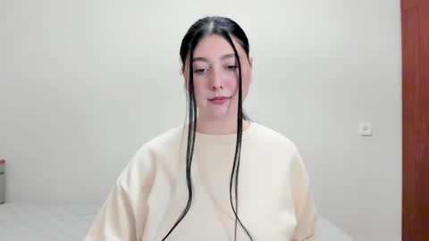 Snapshot of black_berry_bla_ck chatting on February 3, 2025, 12:47 pm black_berry_bla_ck online show from February 3, 2025, 12:47 pm