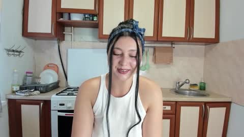 Snapshot of black_berry_bla_ck chatting on November 11, 2025, 12:05 pm black_berry_bla_ck online show from November 11, 2025, 12:05 pm