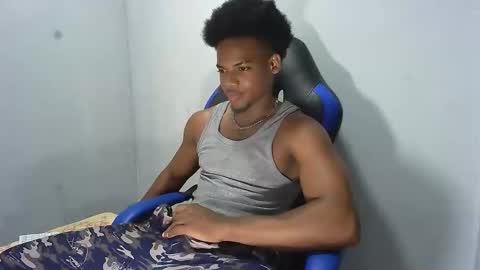 Snapshot of black_dicck chatting on April 30, 2026, 7:53 pm tu morenito online show from April 30, 2026, 7:53 pm
