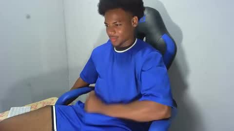 Snapshot of black_dicck chatting on May 1, 2026, 12:15 am tu morenito online show from May 1, 2026, 12:15 am