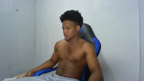 Snapshot of black_dicck chatting on May 2, 2026, 5:18 pm tu morenito online show from May 2, 2026, 5:18 pm