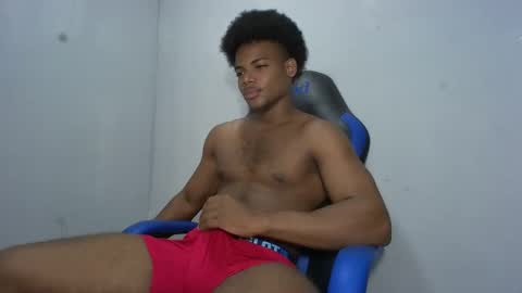 Snapshot of black_dicck chatting on May 25, 2026, 4:13 pm tu morenito online show from May 25, 2026, 4:13 pm