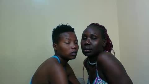 Snapshot of black_divas1 chatting on February 14, 2026, 2:08 am black_divas1 online show from February 14, 2026, 2:08 am