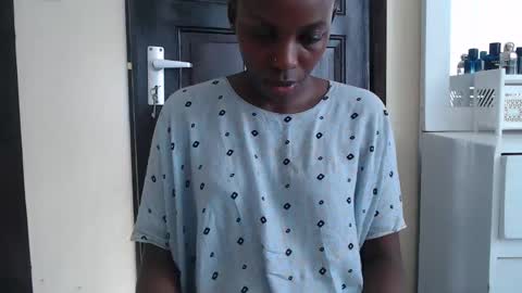black ghodess online show from February 9, 2025, 1:46 pm
