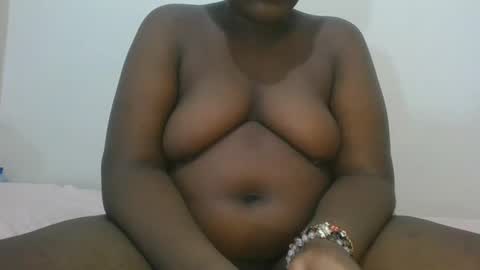 Snapshot of black_goddess200 chatting on February 5, 2025, 7:18 am black_goddess200 online show from February 5, 2025, 7:18 am