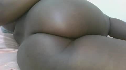 Snapshot of black_goddess200 chatting on February 6, 2025, 6:46 pm black_goddess200 online show from February 6, 2025, 6:46 pm