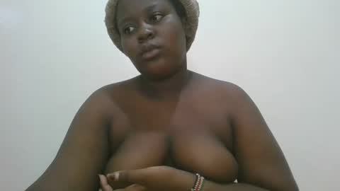 Snapshot of black_goddess200 chatting on February 20, 2025, 5:01 am black_goddess200 online show from February 20, 2025, 5:01 am