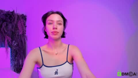 Jenny online show from December 13, 2024, 4:38 pm