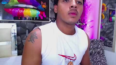 black_king_241 online show from January 14, 2025, 8:04 pm