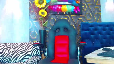 black_king_241 online show from October 10, 2025, 4:33 am