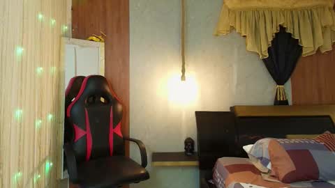 black_king_241 online show from March 12, 2026, 6:41 am