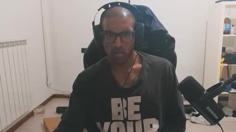 Snapshot of black_lollipop chatting on March 15, 2026, 11:05 am Master online show from March 15, 2026, 11:05 am