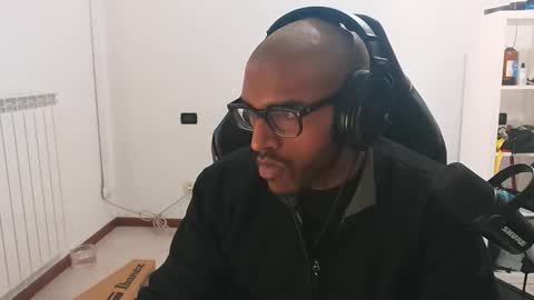 Snapshot of black_lollipop chatting on March 23, 2026, 9:24 am Master online show from March 23, 2026, 9:24 am