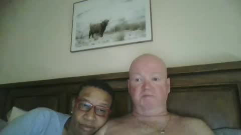 black_n_white4 online show from January 4, 2025, 10:34 pm