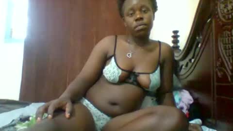 black_naughty900 online show from November 6, 2025, 9:10 am