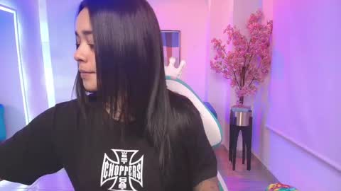 Rousse  online show from April 17, 2026, 4:15 am