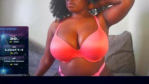 black_sexyfish online show from December 16, 2024, 10:40 am