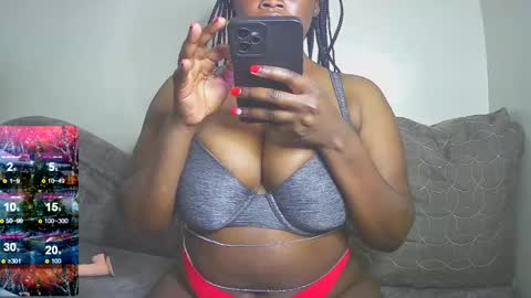 black_sexyfish online show from March 5, 2025, 7:38 am