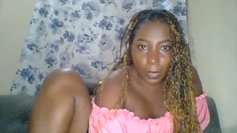Dee online show from August 7, 2026, 2:02 am