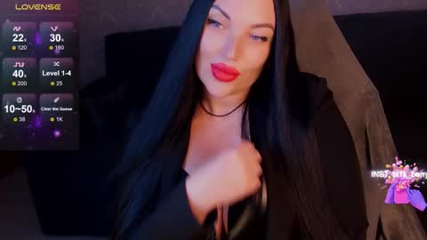 blackberry_star online show from October 4, 2025, 7:39 am