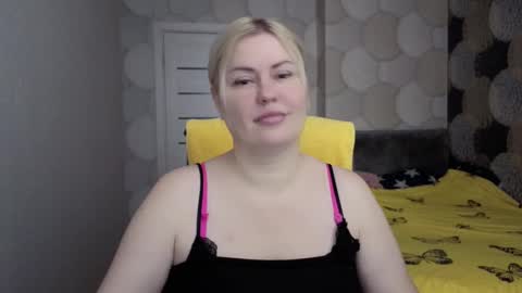 blackeyes11 online show from December 5, 2025, 6:33 am