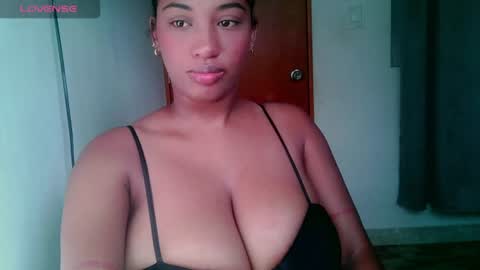 Shophie White online show from August 7, 2026, 1:35 pm