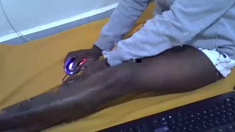 blackmelanin30 online show from November 22, 2025, 6:07 pm